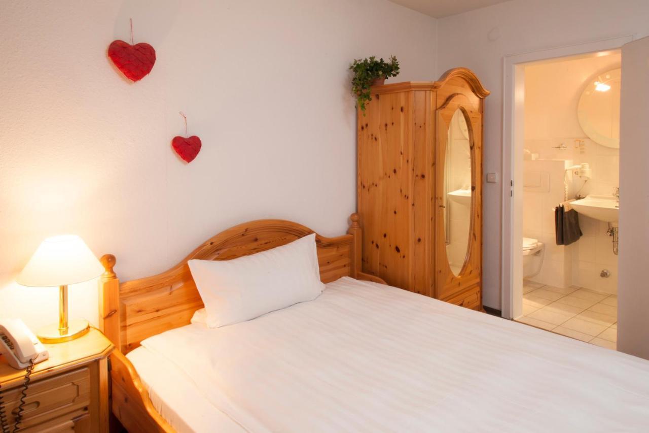 Hotel Wappenstube Erbach  Bagian luar foto